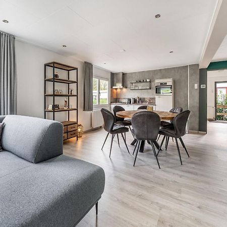 Charming Holiday Home In Kaatsheuvel Near Efteling Exterior foto