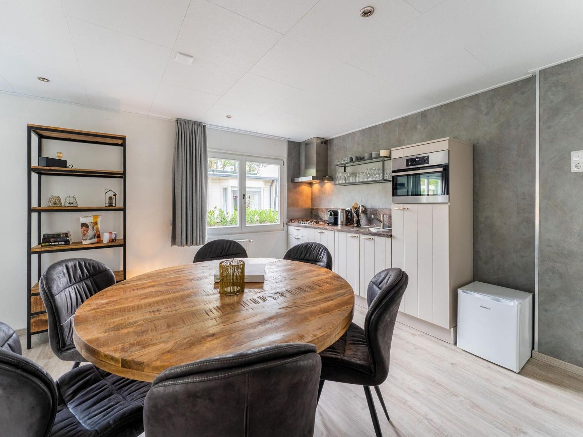 Charming Holiday Home In Kaatsheuvel Near Efteling Exterior foto